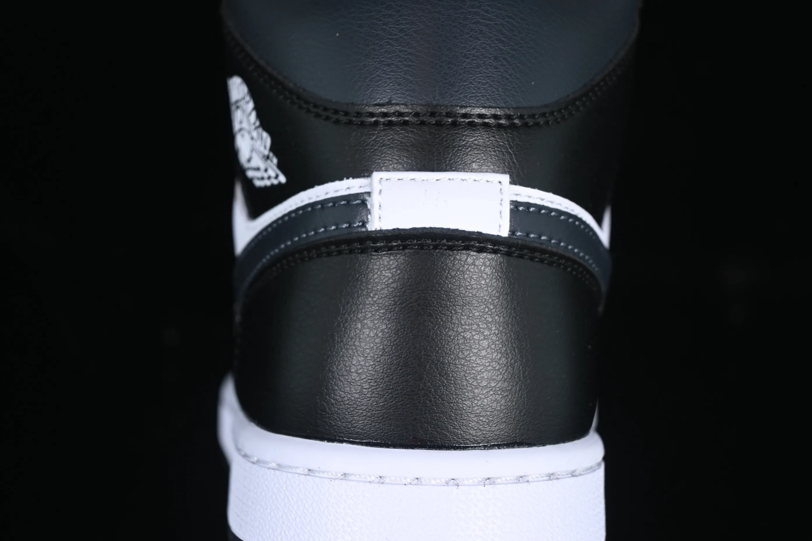 All categories Air Jordan Jordan series basketball shoes Air Jordan 1 Mid Air Jordan 1 Mid AJ1 Joe 1 black and white gray mid-top cultural and casual sneakers DQ8426-010
